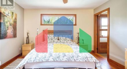 Residential - Single Family Home - Madeira Park, Canada - Canada