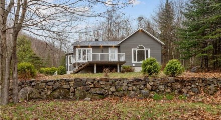 Residential - Bungalow - Sainte-Béatrix, Canada - Canada