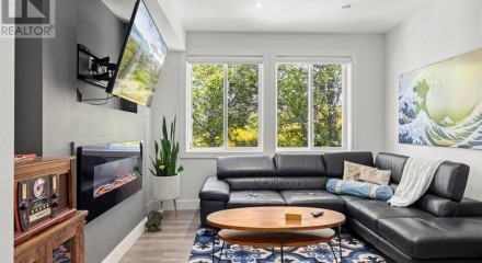 Residential - Condo/Apartment - Sooke, Canada - Canada