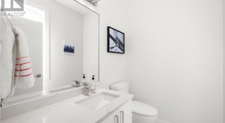 Residential - Condo/Apartment - Sooke, Canada - Canada