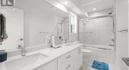 Residential - Condo/Apartment - Sooke, Canada - Canada