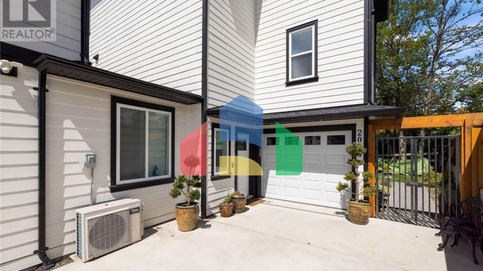 Residential - Condo/Apartment - Sooke, Canada - Canada