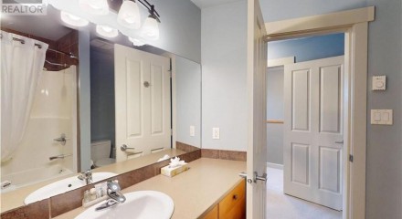 Residential - Townhouse - Sooke, Canada - Canada