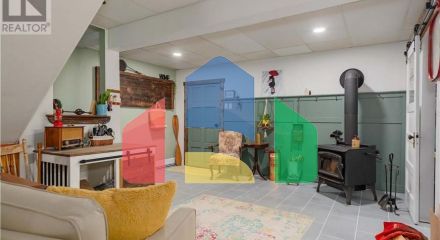 Residential - Single Family Home - Fruitvale, Canada - Canada