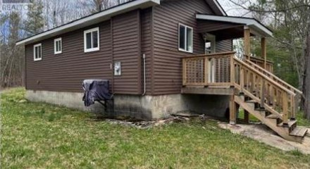 Residential - Single Family Home - Georgian Bay, Canada - Canada