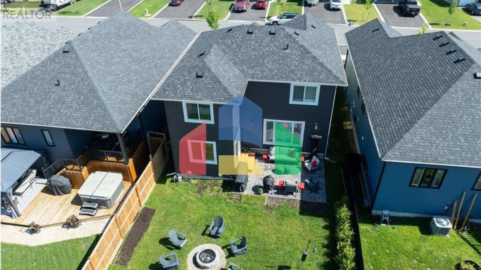 Residential - Single Family Home - Essa, Canada - Canada