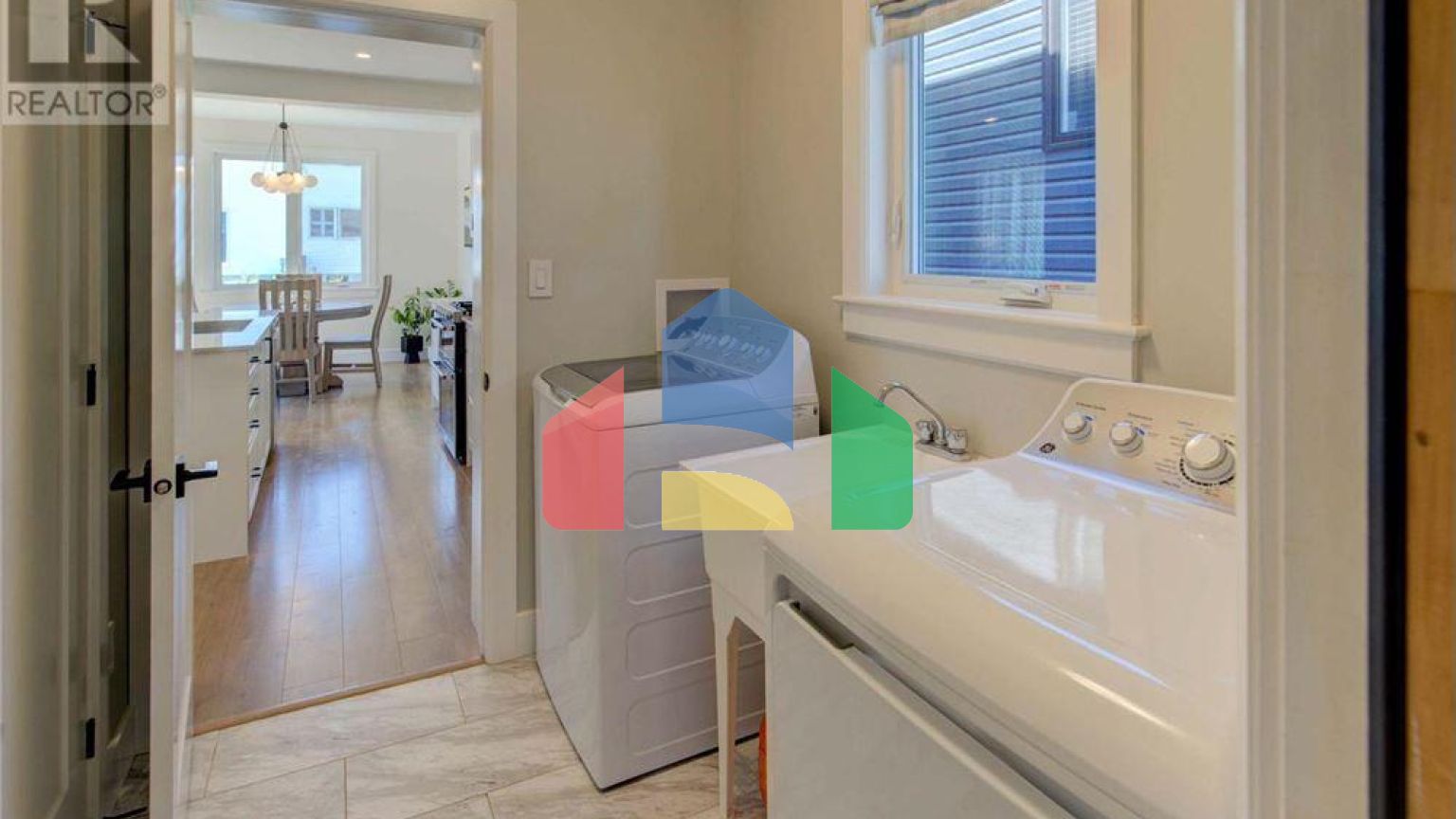 Residential - Single Family Home - Essa, Canada - Canada