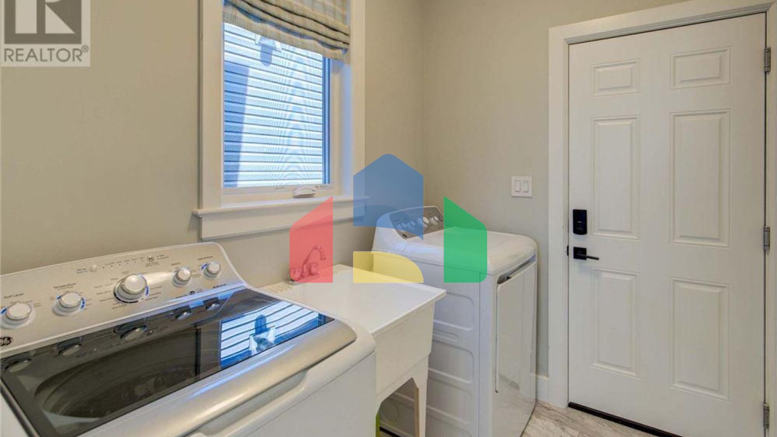 Residential - Single Family Home - Essa, Canada - Canada