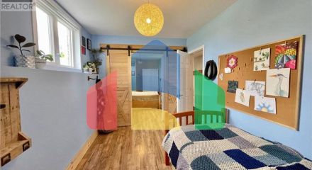 Residential - Single Family Home - Essa, Canada - Canada Residential - Single Family Home - Essa, Canada - Canada