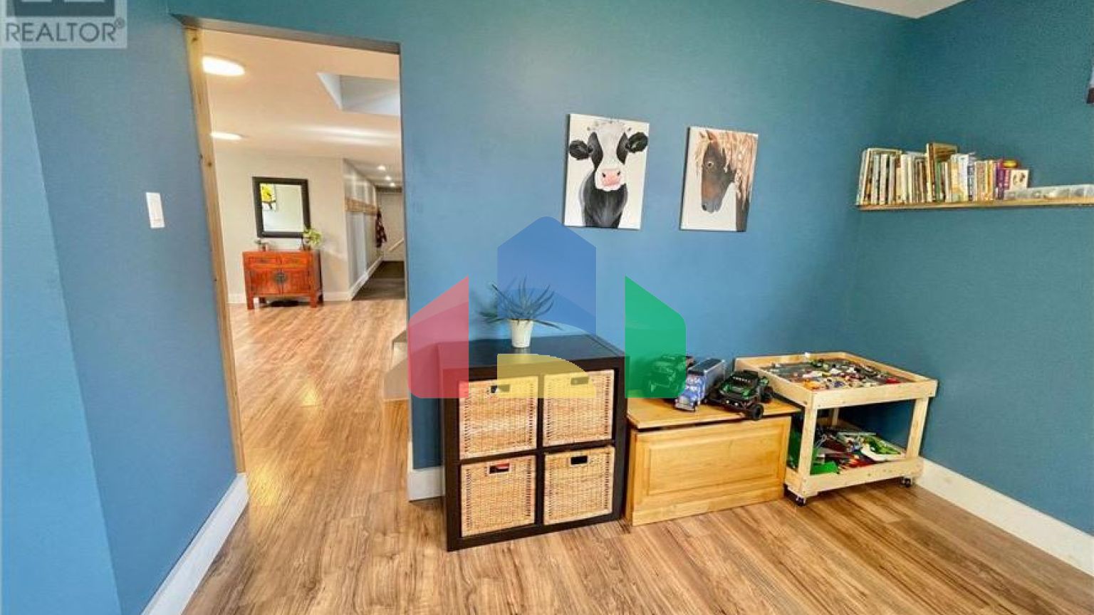 Residential - Single Family Home - Essa, Canada - Canada