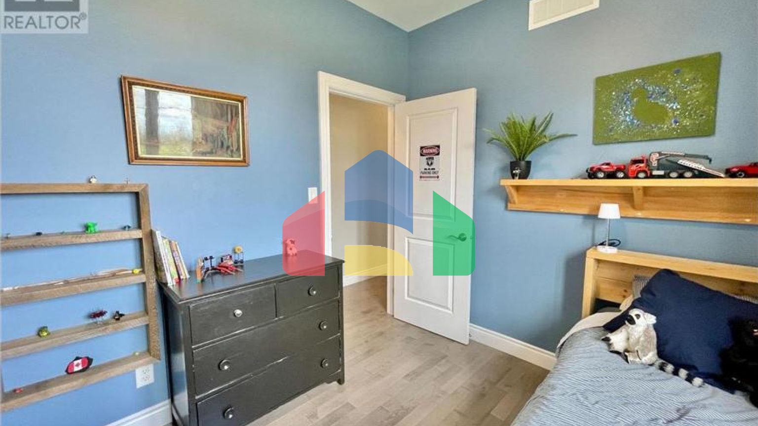 Residential - Single Family Home - Essa, Canada - Canada