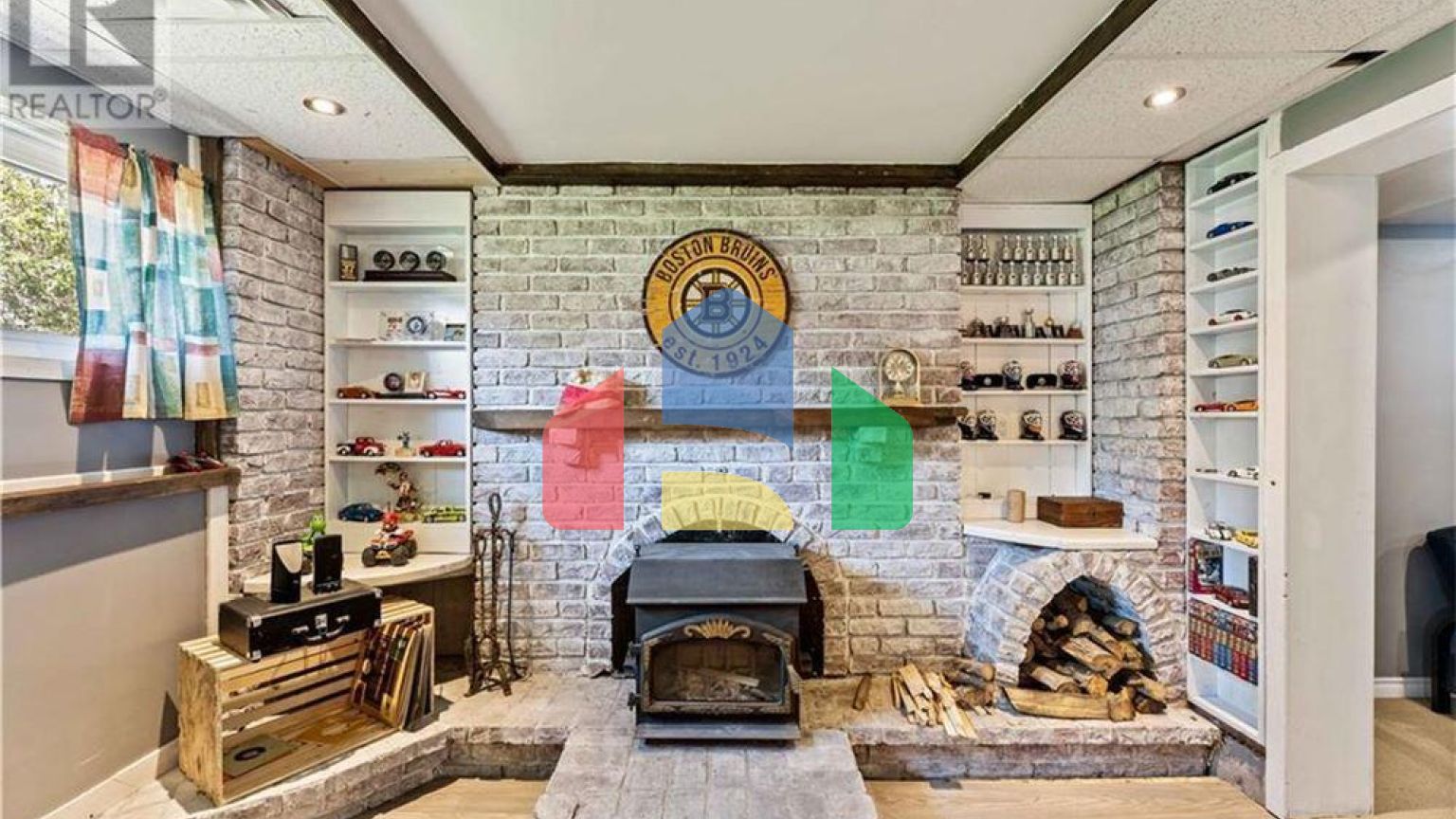 Residential - Single Family Home - Essa, Canada - Canada