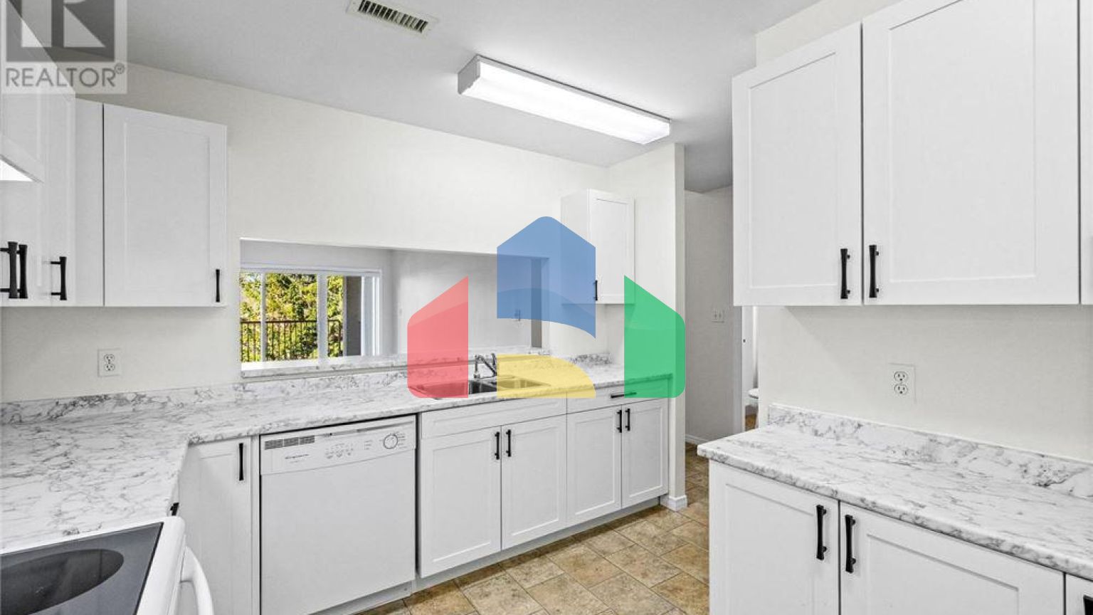 Residential - Single Family Home - Quinte West, Canada - Canada