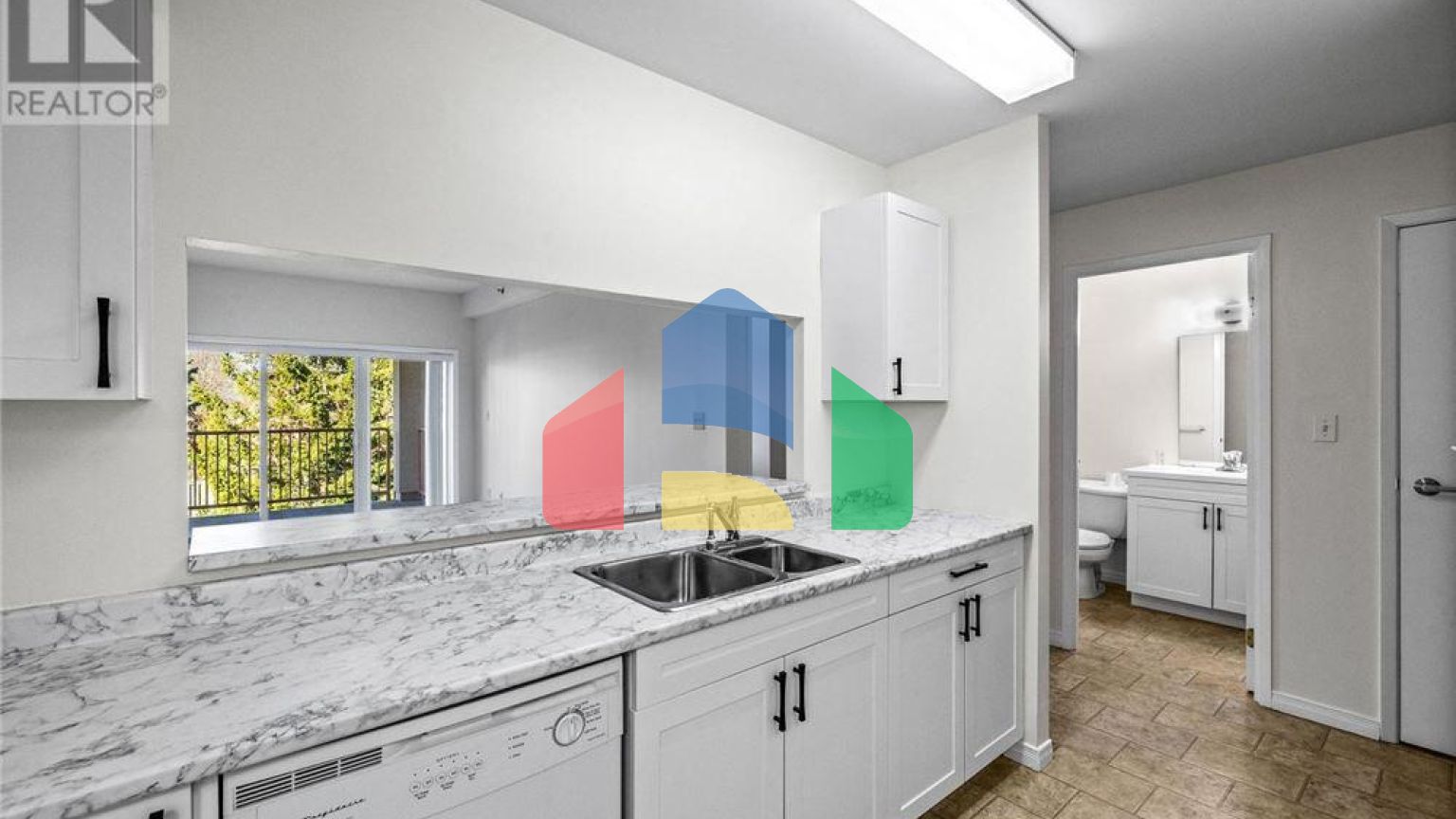 Residential - Single Family Home - Quinte West, Canada - Canada