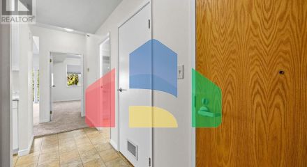 Residential - Single Family Home - Quinte West, Canada - Canada