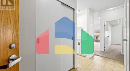 Residential - Single Family Home - Quinte West, Canada - Canada
