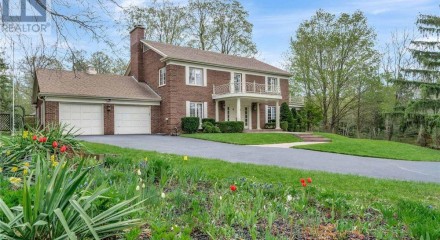 Residential - Single Family Home - Quinte West, Canada - Canada
