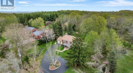 Residential - Single Family Home - Quinte West, Canada - Canada