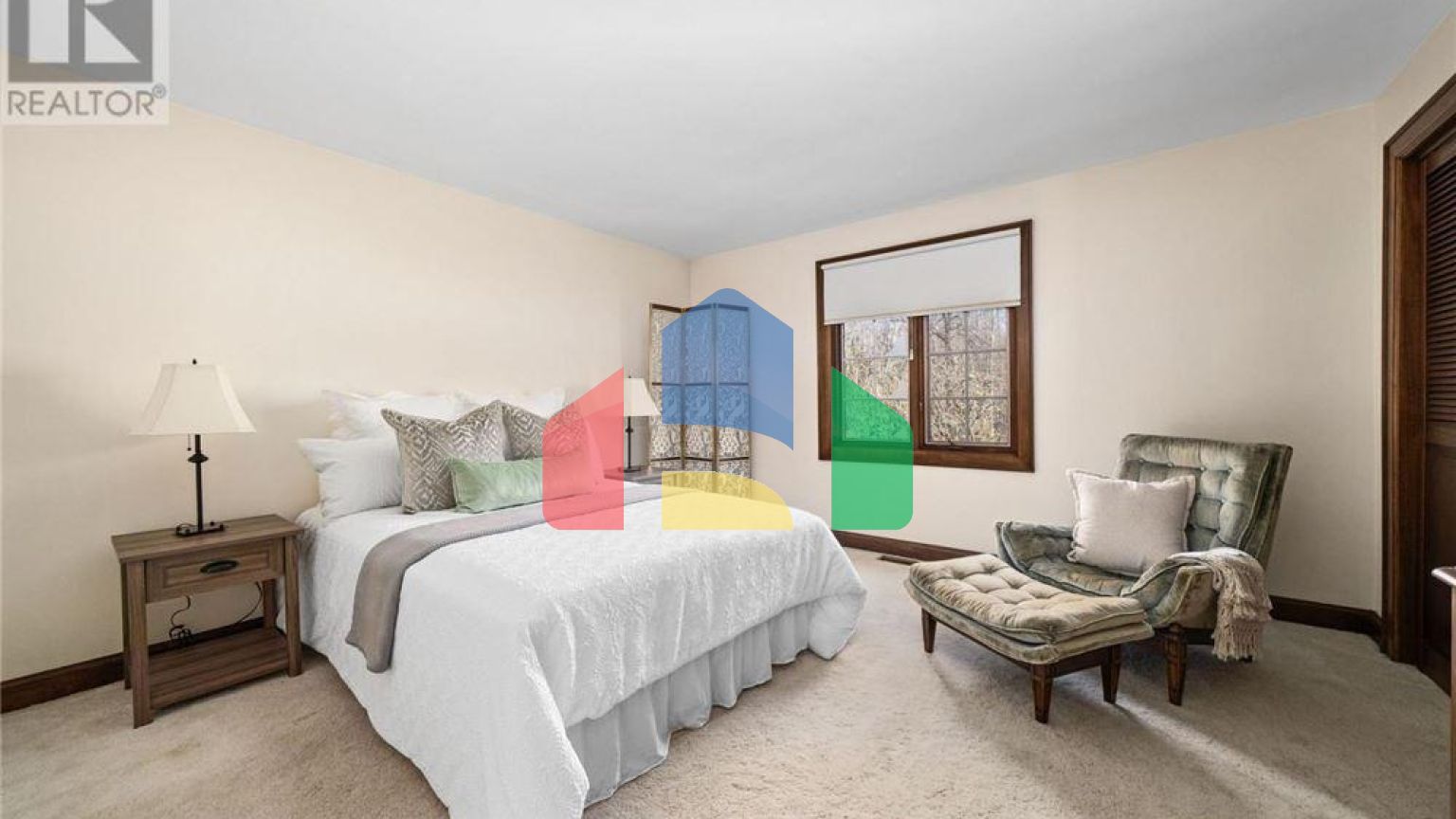 Residential - Single Family Home - Quinte West, Canada - Canada