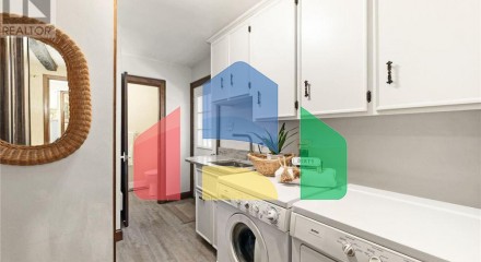 Residential - Single Family Home - Quinte West, Canada - Canada