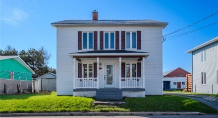 Residential - Two Level House - Saint-Arsène, Canada - Canada