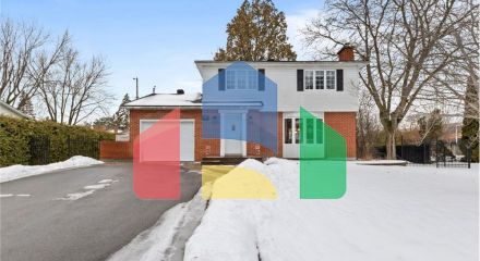 Residential - Two Level House - Montréal (Beaconsfield), Canada - Canada