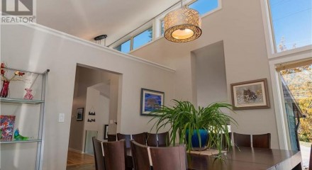 Residential - Single Family Home - Rossland, Canada - Canada