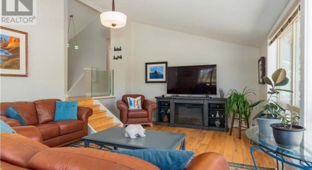 Residential - Single Family Home - Rossland, Canada - Canada