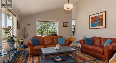Residential - Single Family Home - Rossland, Canada - Canada