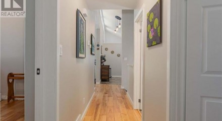 Residential - Single Family Home - Rossland, Canada - Canada