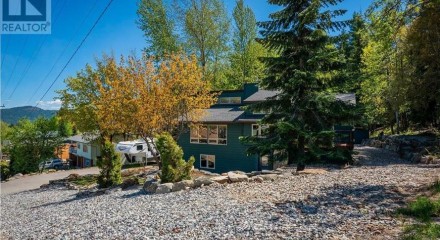 Residential - Single Family Home - Rossland, Canada - Canada