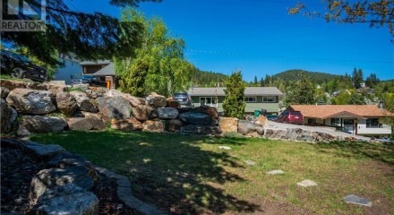Residential - Single Family Home - Rossland, Canada - Canada