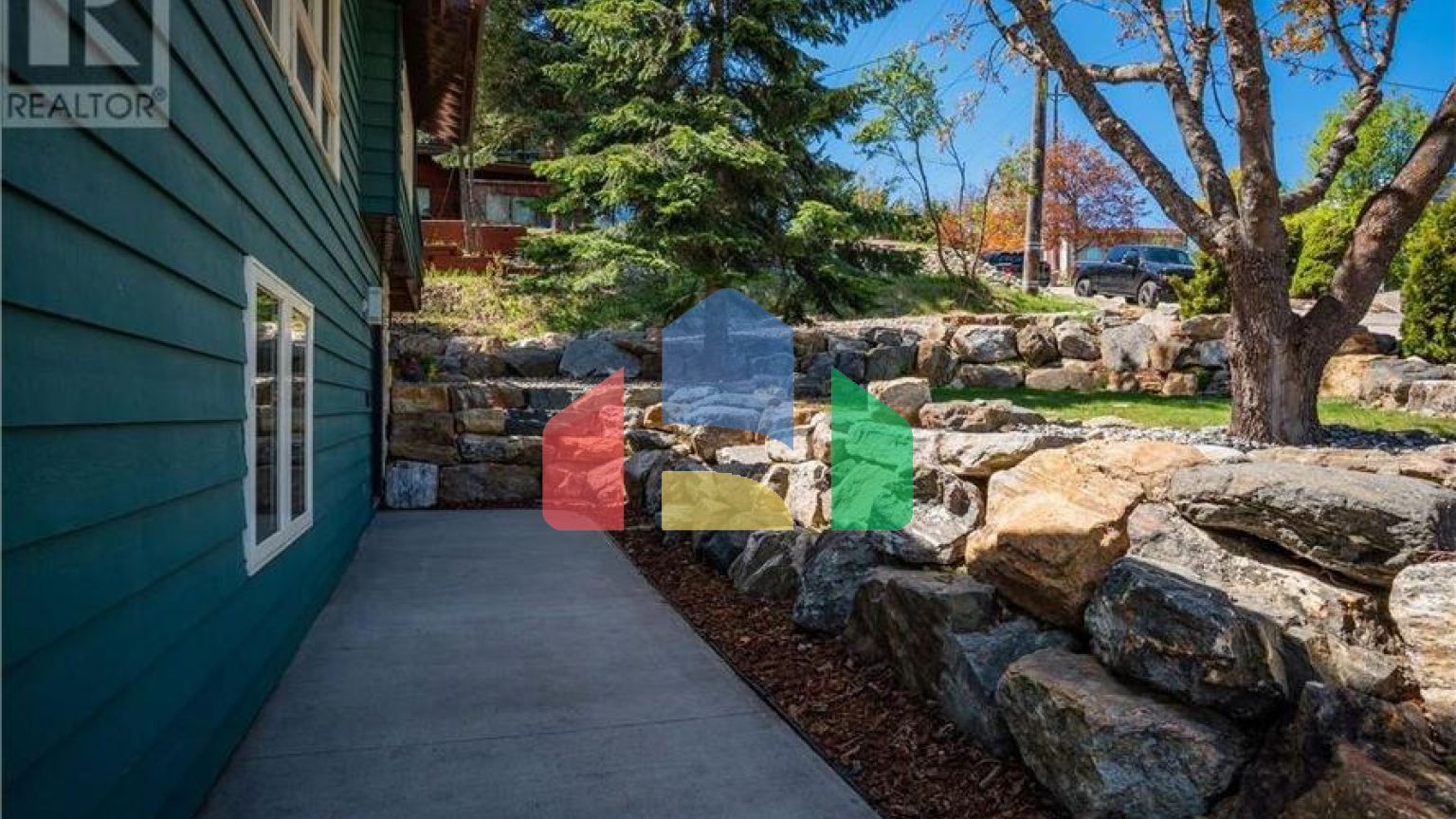 Residential - Single Family Home - Rossland, Canada - Canada