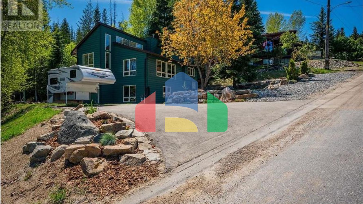 Residential - Single Family Home - Rossland, Canada - Canada