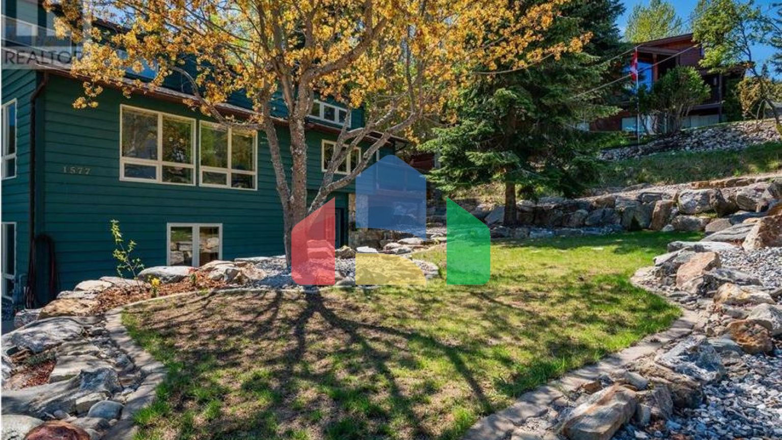 Residential - Single Family Home - Rossland, Canada - Canada