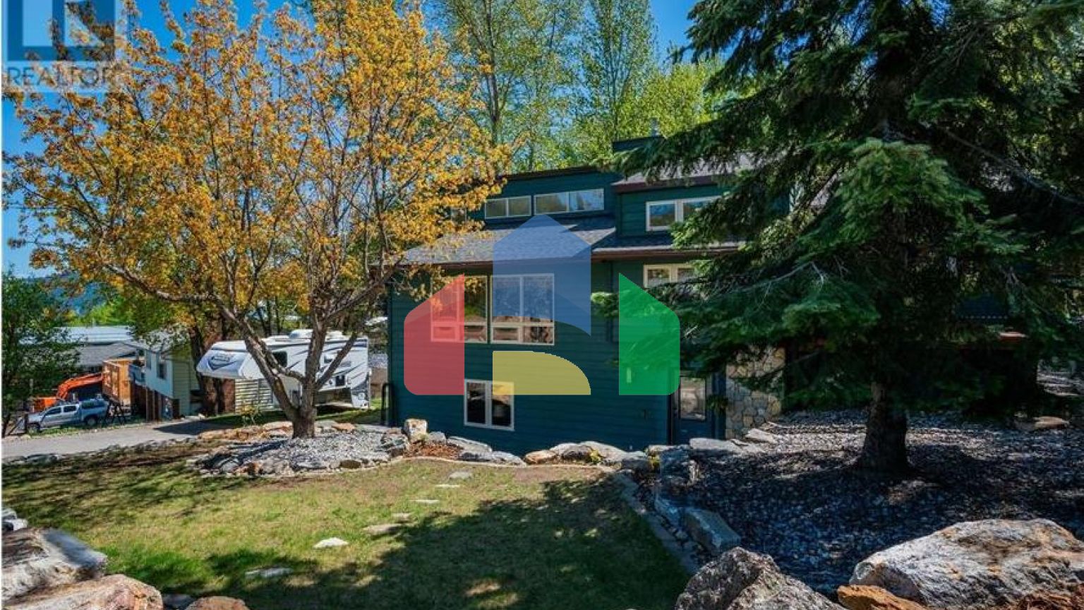 Residential - Single Family Home - Rossland, Canada - Canada