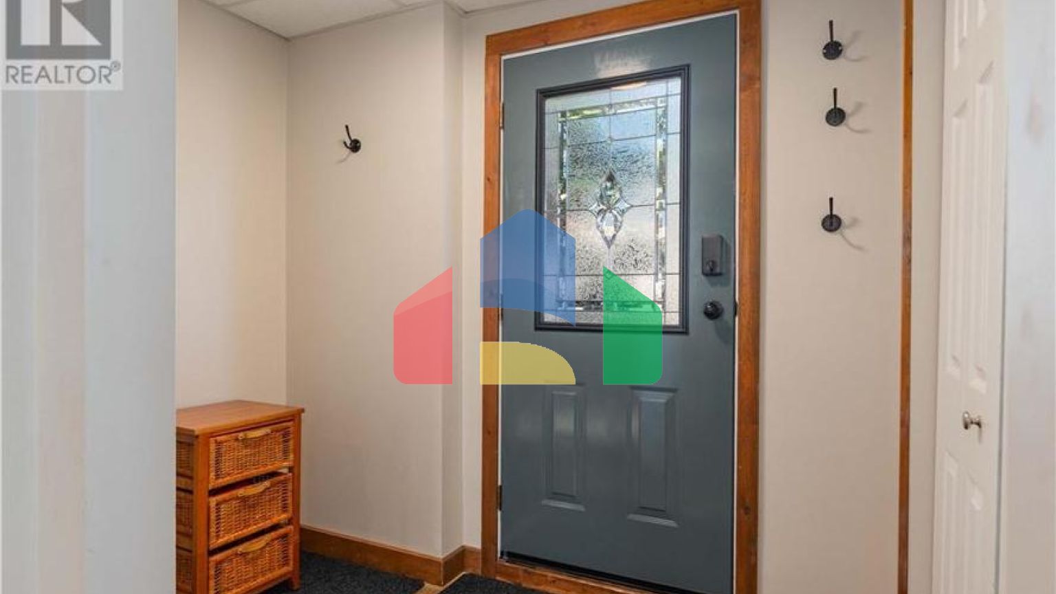 Residential - Single Family Home - Rossland, Canada - Canada