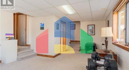 Residential - Single Family Home - Rossland, Canada - Canada