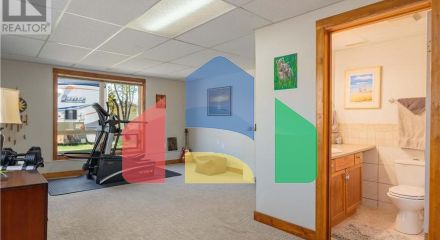 Residential - Single Family Home - Rossland, Canada - Canada