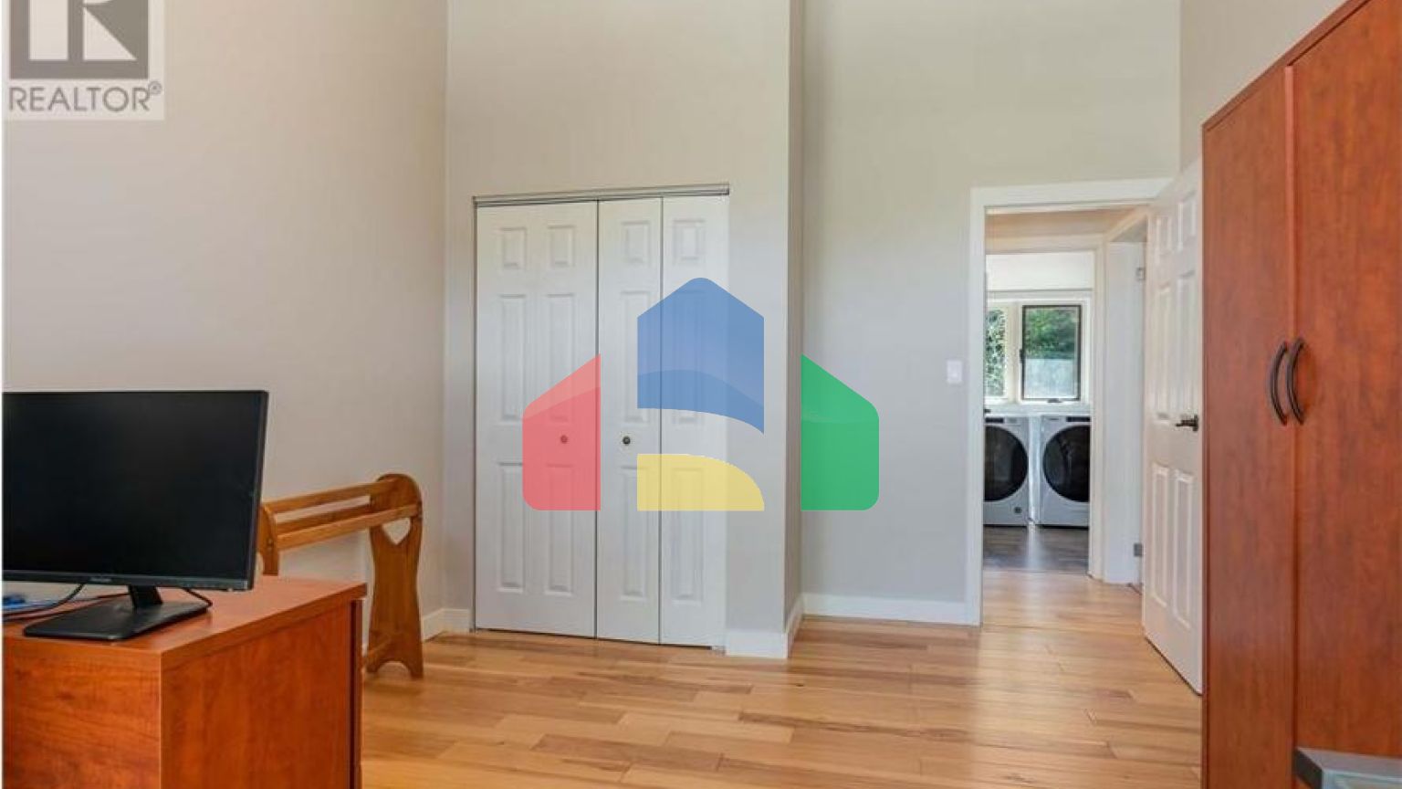 Residential - Single Family Home - Rossland, Canada - Canada