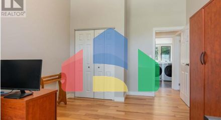 Residential - Single Family Home - Rossland, Canada - Canada