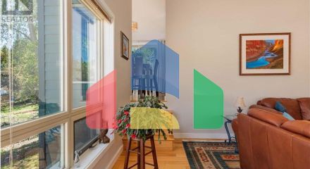 Residential - Single Family Home - Rossland, Canada - Canada