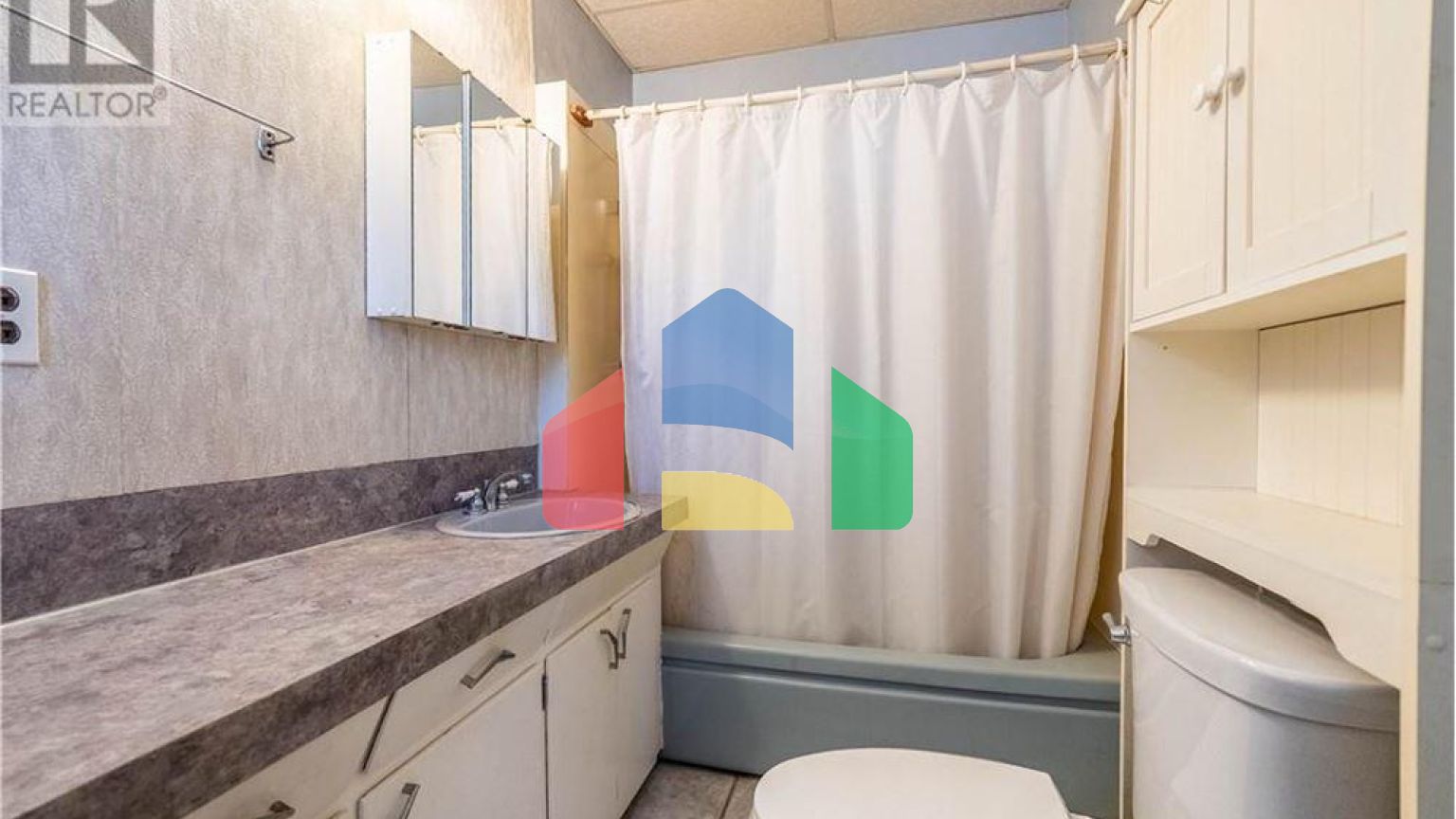 Residential - Single Family Home - Azilda, Canada - Canada