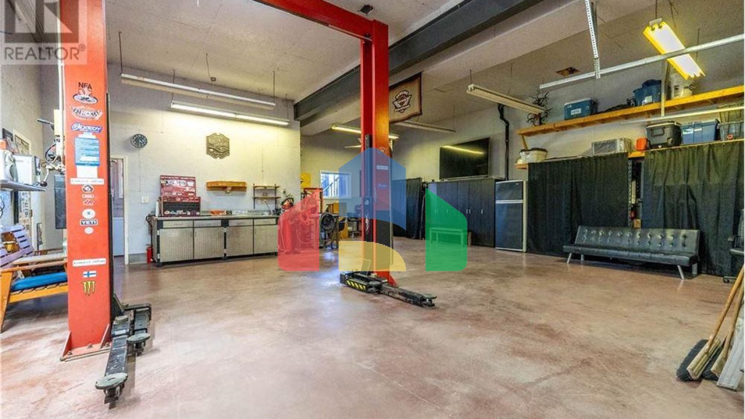 Residential - Single Family Home - Azilda, Canada - Canada