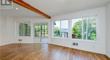 Residential - Single Family Home - Central Saanich, Canada - Canada
