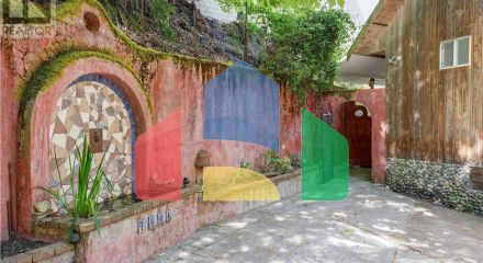 Residential - Single Family Home - Central Saanich, Canada - Canada