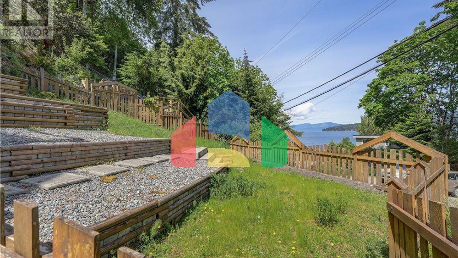 Residential - Single Family Home - Central Saanich, Canada - Canada