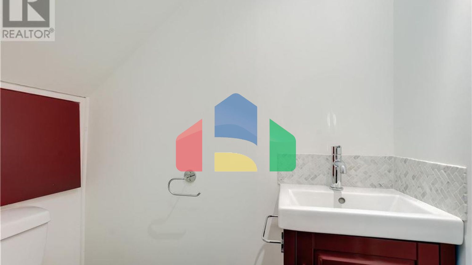 Residential - Single Family Home - Central Saanich, Canada - Canada