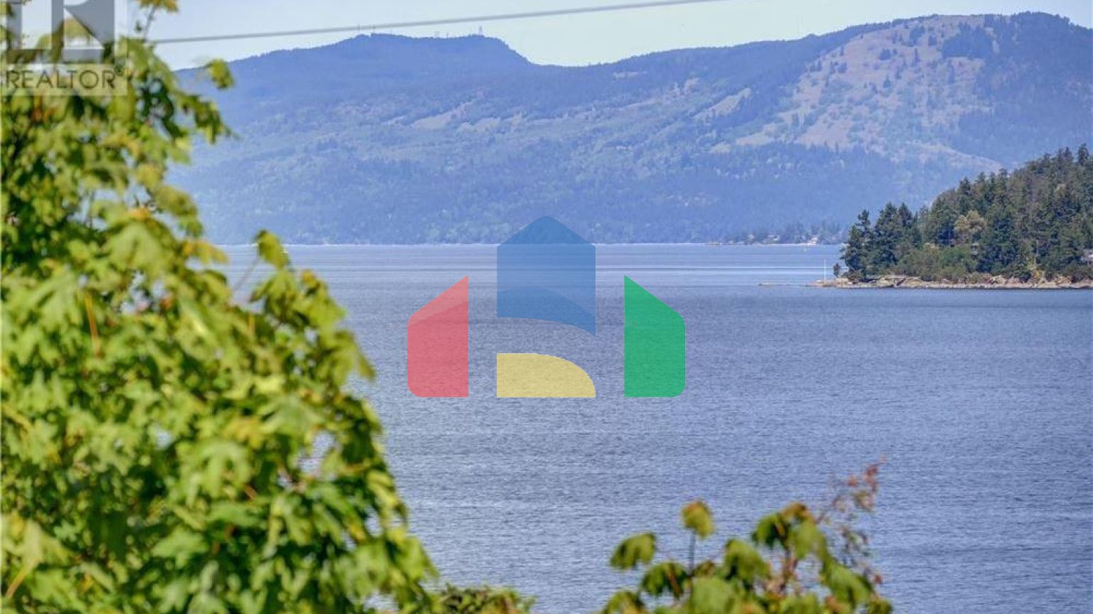 Residential - Single Family Home - Central Saanich, Canada - Canada