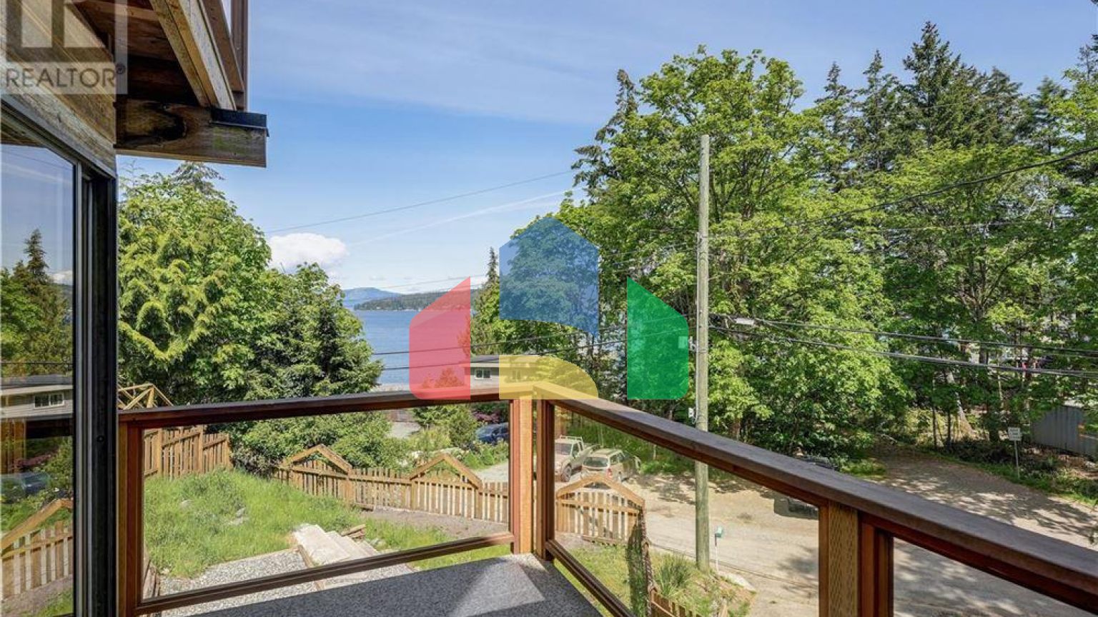 Residential - Single Family Home - Central Saanich, Canada - Canada